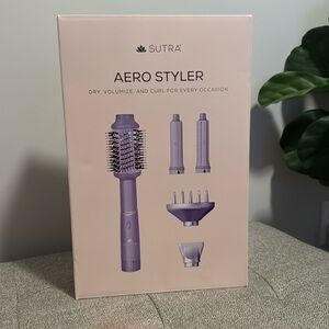 NWT Sutra Aero styler multi use drying/styling hair tool with 5 attachments